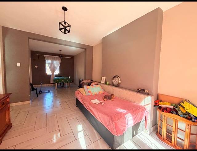 3 BEDROOM HOUSE FOR SALE IN VANDERBIJLPARK CW 6